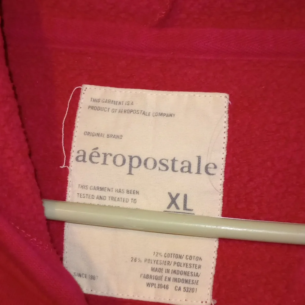 Aeropostale - Picture 2 of 3